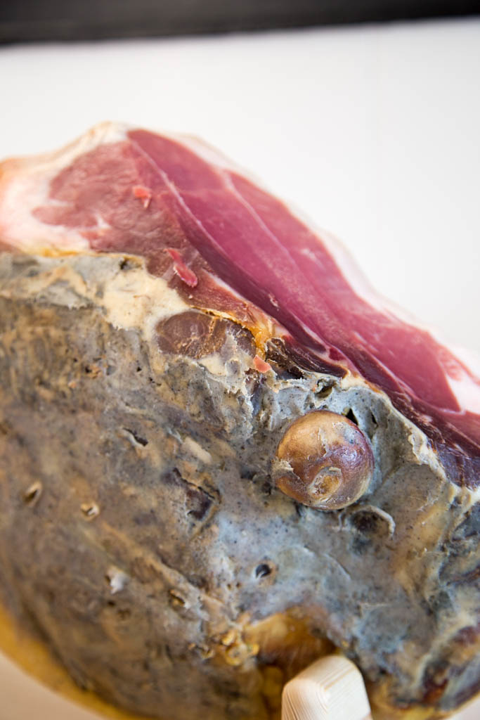 prosciutto crudo igp norcia