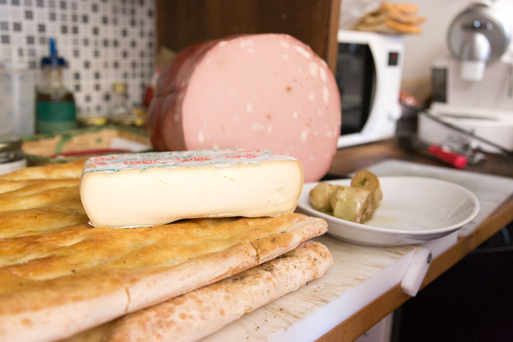 schiacciata ripiena di casa norcini